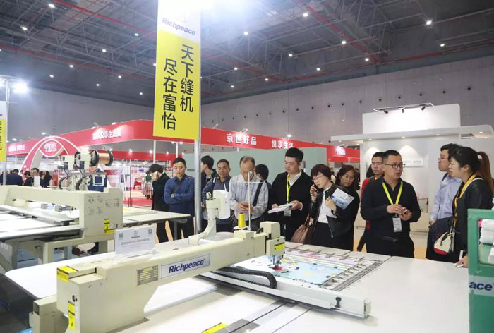 富怡展位人潮涌动，聚焦上海展会盛况